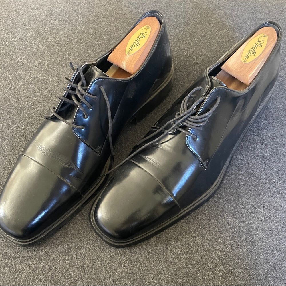 Gucci Black Leather Mens lace shoes 42 E Oxford wing tip made in Italy